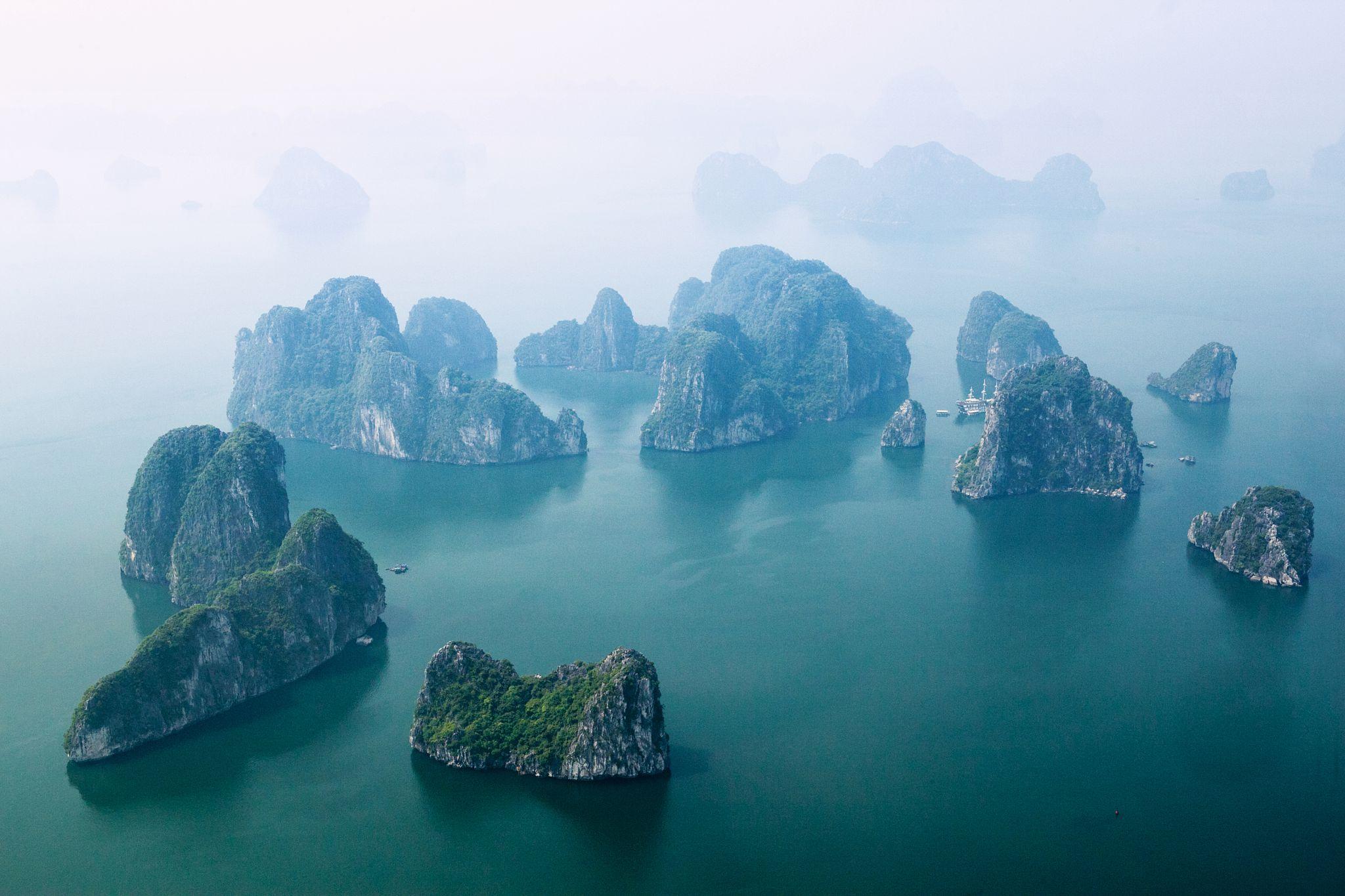 Vùng biển yên bình giữa thiên nhiên kỳ vĩ